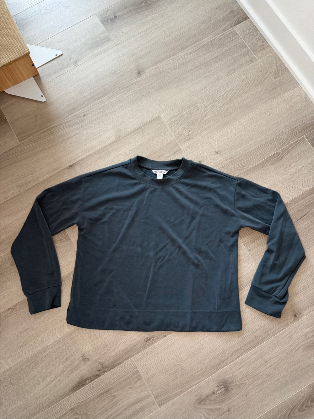 Athleta TENCEL Modal Crew Sweatshirt Charcoal Slate Crop Womens M